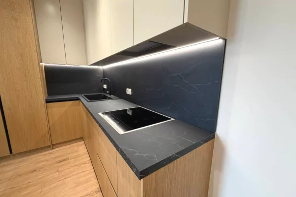 Shtepi me qera Apartament ne Tirane, 2+1, Mobilimi E mobiluar, Pagesa 1,250  Euro.