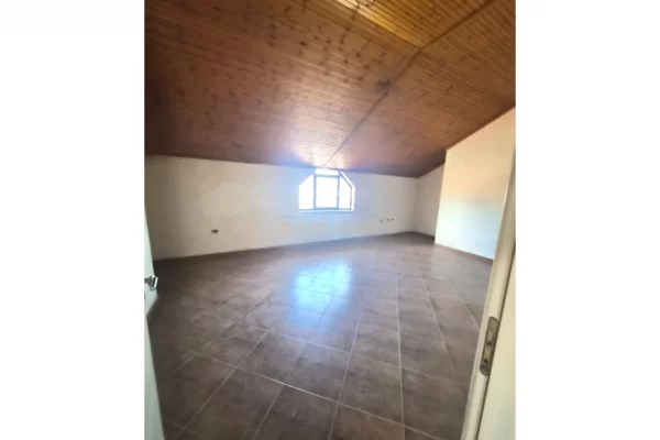 Shtepi me qera Apartament ne Tirane, 2+1, Mobilimi Bosh, pa mobiluar, Pagesa 1,150  Euro.
