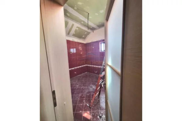 Shtepi me qera Apartament ne Tirane, 2+1, Mobilimi Bosh, pa mobiluar, Pagesa 1,150  Euro.