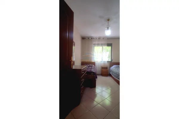 Shtepi me qera Apartament ne Tirane, 2+1, Mobilimi E mobiluar, Pagesa 700  Euro.
