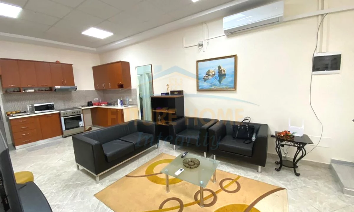 Shtepi me qera Apartament ne Tirane, 2+1, Mobilimi E mobiluar, Pagesa 60,000  Leke.