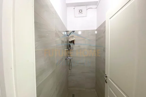 Shtepi me qera Apartament ne Tirane, 2+1, Mobilimi E mobiluar, Pagesa 60,000  Leke.