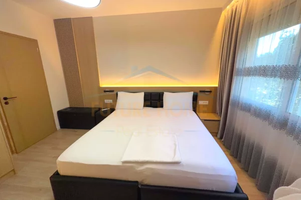 Shtepi ne shitje Apartament ne Tirane, 2+1, Mobilimi E mobiluar, Pagesa 272,000  Euro.
