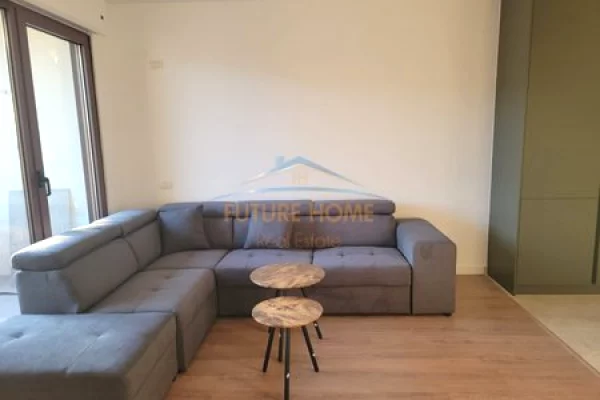 	Qera, Apartament 2+1+2, Rruga 5 Maji , Tiranë