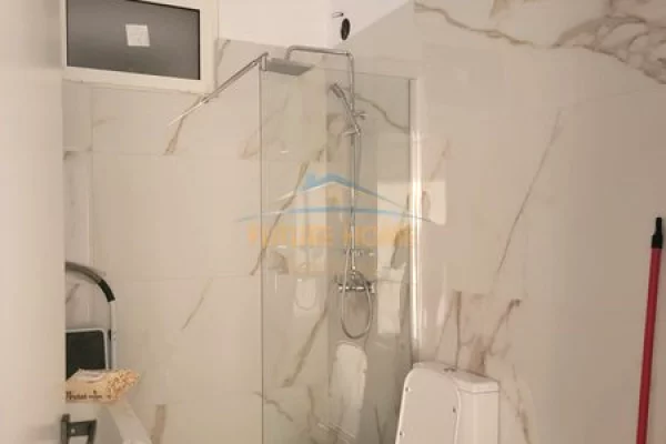 Shtepi me qera Apartament ne Tirane, 2+1, Mobilimi E mobiluar, Pagesa 550  Euro.