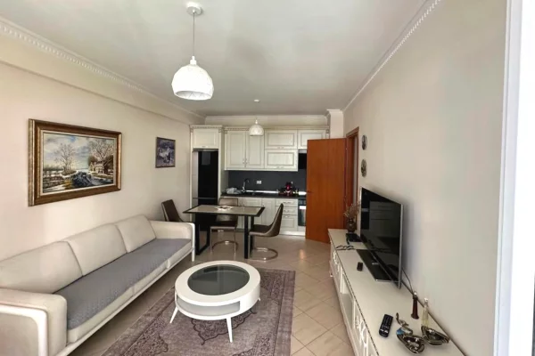 Shtepi me qera 1+1 ne Vlore - 45,000 Leke