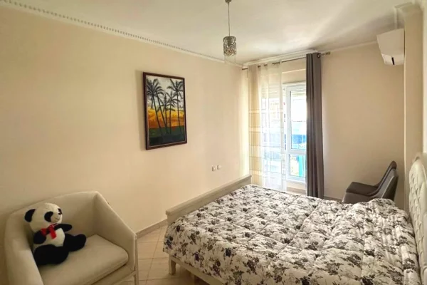 Shtepi me qera Apartament ne Vlore, 1+1, Mobilimi E mobiluar, Pagesa 45,000  Leke.