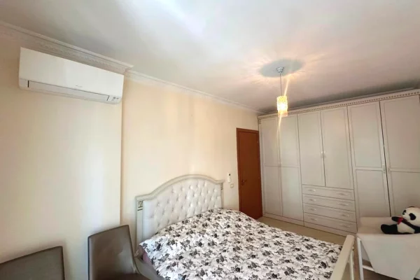 Shtepi me qera Apartament ne Vlore, 1+1, Mobilimi E mobiluar, Pagesa 45,000  Leke.