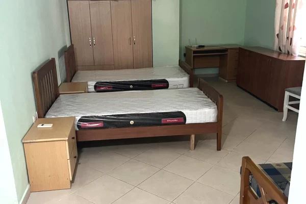 Shtepi me qera Apartament ne Tirane, Garsoniere, Mobilimi E mobiluar, Pagesa 35,000  Leke.