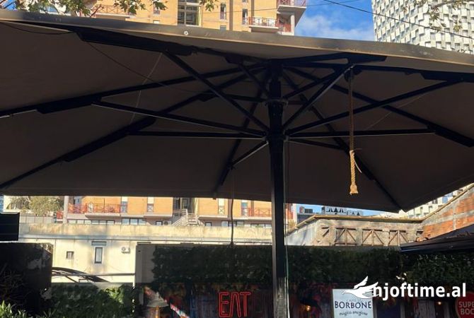 Pajisje biznesi ne shitje ne Tirane - 2,000 Euro