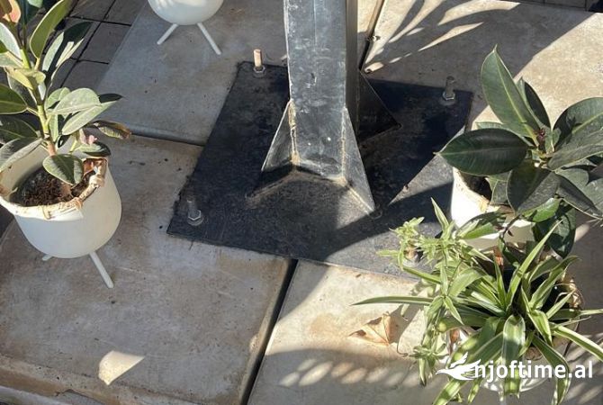 Pajisje biznesi ne shitje ne Tirane - 2,000 Euro