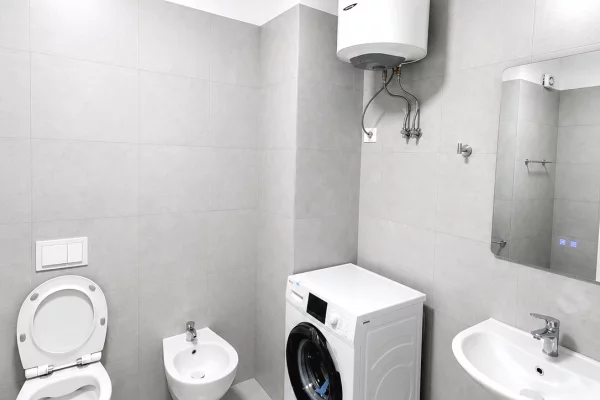Shtepi me qera Apartament ne Tirane, 2+1, Mobilimi E mobiluar, Pagesa 1,200  Euro.