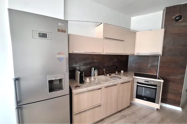 Shtepi ne shitje Apartament ne Tirane, 1+1, Mobilimi E mobiluar, Pagesa 10,000,000  Leke.