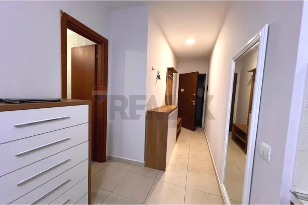 Shtepi me qera Apartament ne Tirane, 1+1, Mobilimi E mobiluar, Pagesa 50,000  Leke.