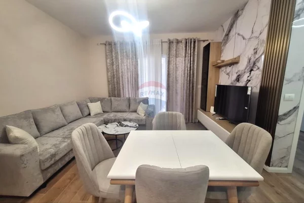 Apartment 1+1 me qera Zogu Zi 