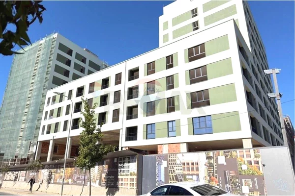 Shtepi ne shitje Apartament ne Tirane, 1+1, Mobilimi Bosh, pa mobiluar, Pagesa 110,000  Euro.