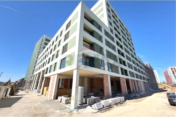 Shtepi ne shitje Apartament ne Tirane, 1+1, Mobilimi Bosh, pa mobiluar, Pagesa 110,000  Euro.