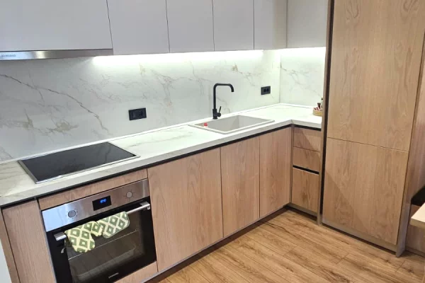 Shtepi me qera Apartament ne Tirane, 1+1, Mobilimi E mobiluar, Pagesa 900  Euro.