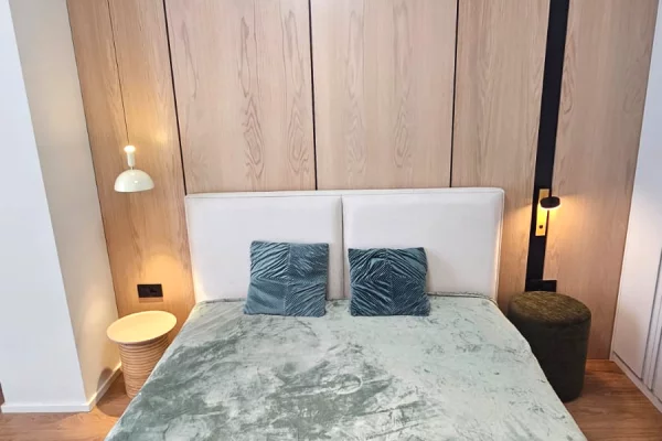 Shtepi me qera Apartament ne Tirane, 1+1, Mobilimi E mobiluar, Pagesa 900  Euro.