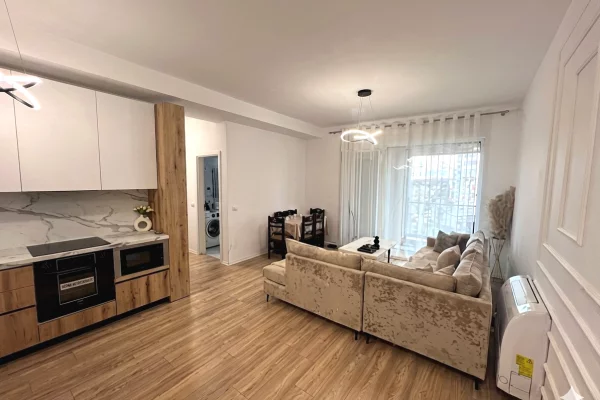 Shtepi me qera Apartament ne Tirane, 2+1, Mobilimi E mobiluar, Pagesa 650  Euro.