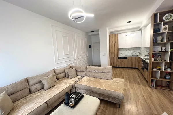 Shtepi me qera Apartament ne Tirane, 2+1, Mobilimi E mobiluar, Pagesa 650  Euro.