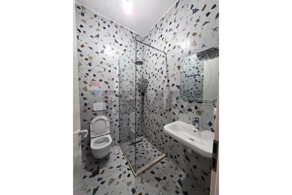 Shtepi me qera Apartament ne Tirane, 1+1, Mobilimi E mobiluar, Pagesa 400  Euro.