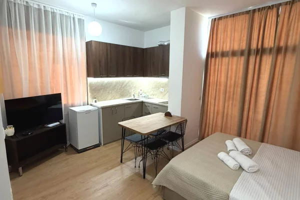 Shtepi ne shitje Apartament ne Kavaje, 1+1, Mobilimi E mobiluar, Pagesa 104,000  Euro.