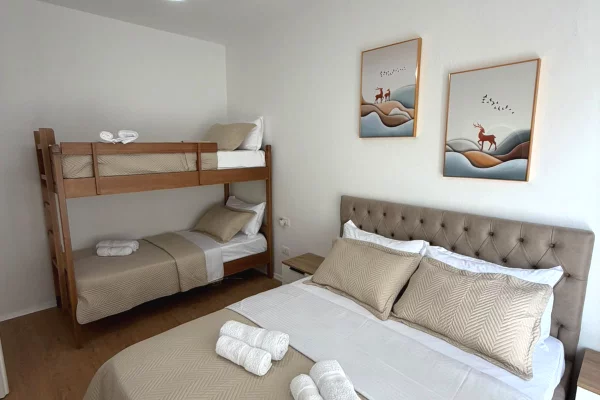 Shtepi ne shitje Apartament ne Kavaje, 1+1, Mobilimi E mobiluar, Pagesa 104,000  Euro.