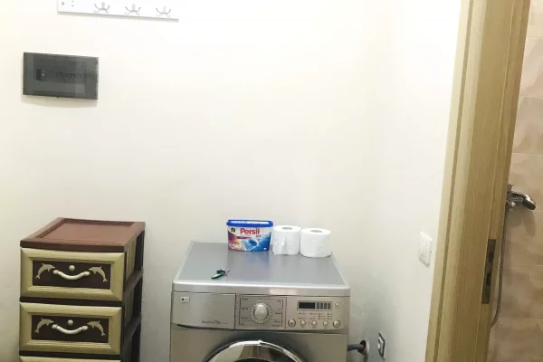 Shtepi me qera Apartament ne Elbasan, 2+1, Mobilimi E mobiluar, Pagesa 37,000  Leke.