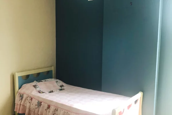 Shtepi me qera Apartament ne Elbasan, 2+1, Mobilimi E mobiluar, Pagesa 37,000  Leke.