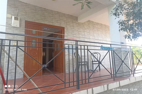 Shtepi ne shitje Vila Luksoze ne Vlore, 3+1, Mobilimi E mobiluar, Pagesa 280,000  Euro.