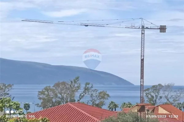 Shtepi ne shitje Vila Luksoze ne Vlore, 3+1, Mobilimi E mobiluar, Pagesa 280,000  Euro.