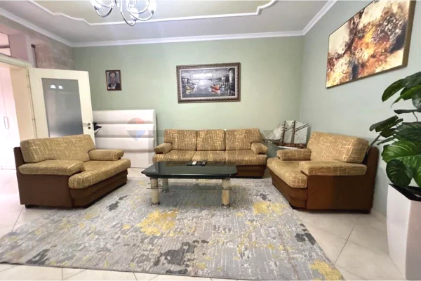  APARTAMENT 1+1 ME QIRA – TRANBALLKANIKË, PRANË PORTIT, VLORË