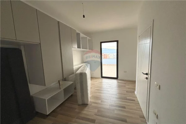 Shtepi ne shitje 2+1 ne Vlore - 190,000 Euro
