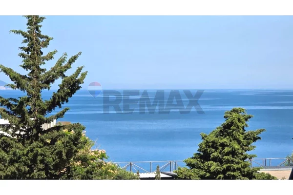 Shtepi ne shitje Apartament ne Vlore, 1+1, Mobilimi E mobiluar, Pagesa 160,000  Euro.