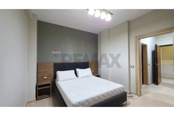 Shtepi ne shitje Apartament ne Vlore, 1+1, Mobilimi E mobiluar, Pagesa 160,000  Euro.