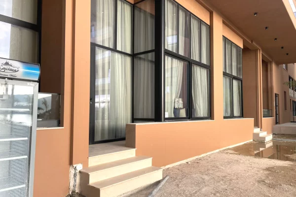 Shtepi ne shitje Duplex(shtepi me 2 kate) ne Vlore, 2+1, Mobilimi E mobiluar, Pagesa 294,000  Euro.