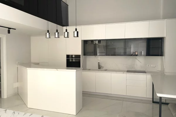 Shtepi ne shitje Duplex(shtepi me 2 kate) ne Vlore, 2+1, Mobilimi E mobiluar, Pagesa 294,000  Euro.