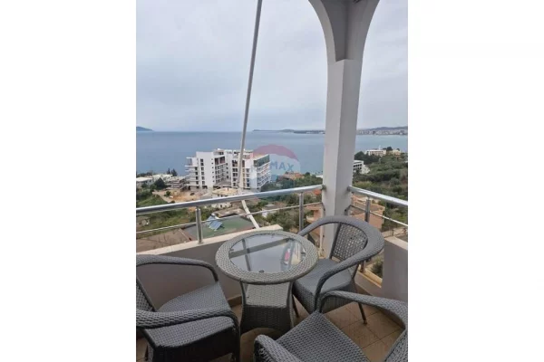 Shtepi ne shitje Apartament ne Vlore, 2+1, Mobilimi E mobiluar, Pagesa 322,720  Euro.