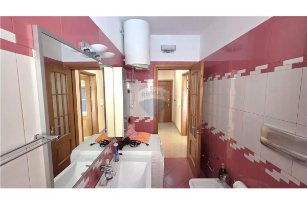 Shtepi ne shitje Apartament ne Vlore, 1+1, Mobilimi E mobiluar, Pagesa 157,000  Euro.