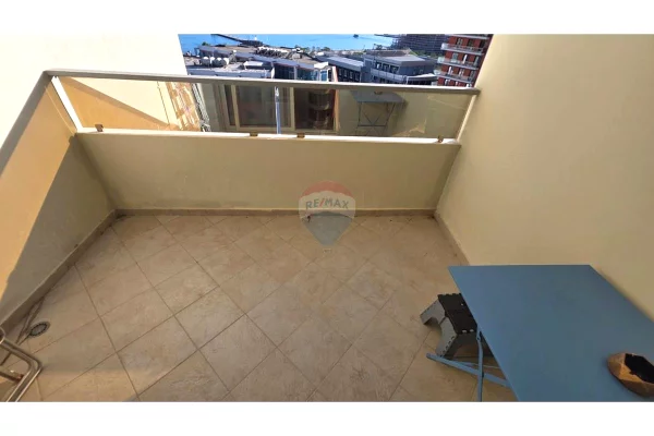 Shtepi ne shitje Apartament ne Vlore, 2+1, Mobilimi E mobiluar, Pagesa 260,000  Euro.