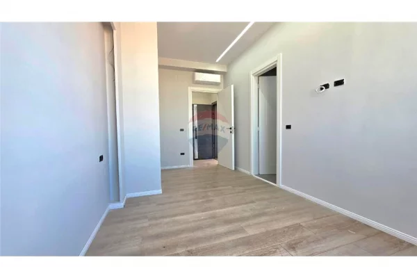 Shtepi ne shitje 3+1 ne Vlore - 350,000 Euro