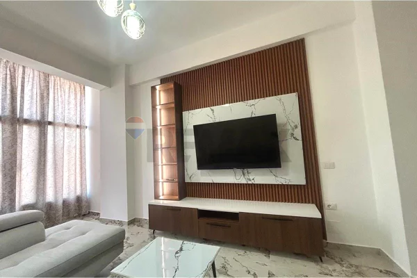 Shtepi me qera Apartament ne Vlore, 1+1, Mobilimi E mobiluar, Pagesa 400  Euro.