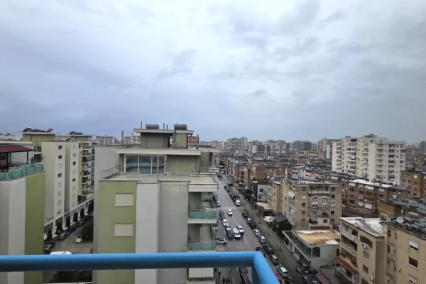 Shtepi ne shitje Apartament ne Vlore, 1+1, Mobilimi E mobiluar, Pagesa 125,000  Euro.