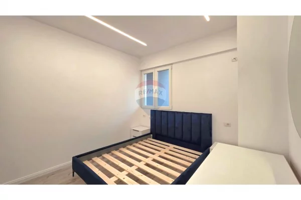 Shtepi ne shitje Apartament ne Vlore, 1+1, Mobilimi E mobiluar, Pagesa 120,000  Euro.