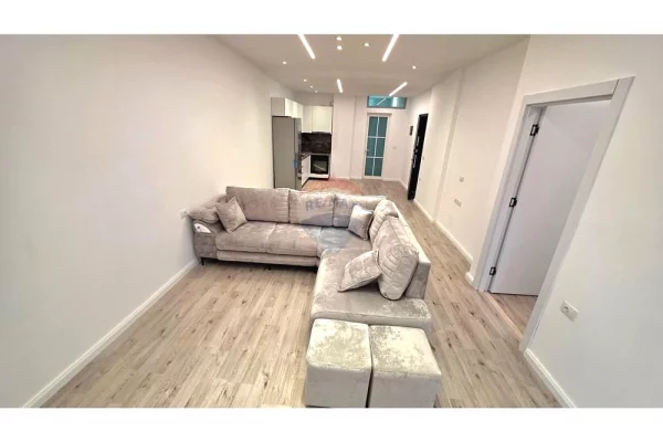 Shtepi ne shitje Apartament ne Vlore, 1+1, Mobilimi E mobiluar, Pagesa 120,000  Euro.