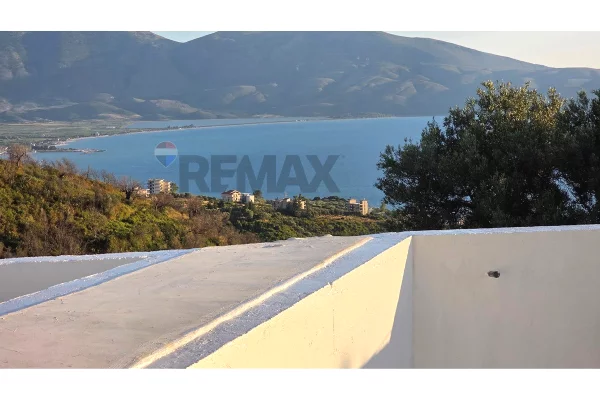 Shtepi ne shitje Apartament ne Vlore, 2+1, Mobilimi Bosh, pa mobiluar, Pagesa 163,990  Euro.