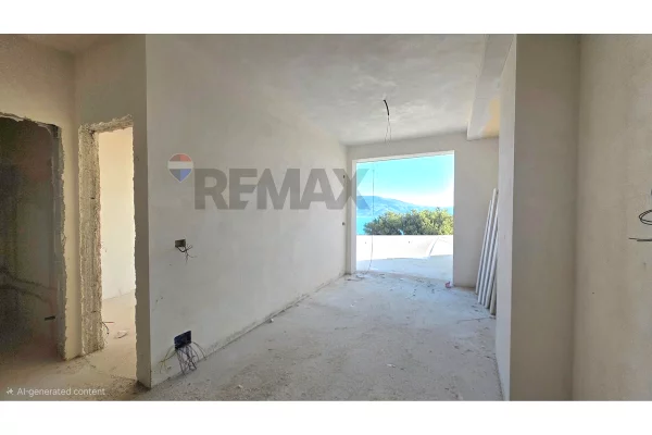 Shtepi ne shitje Apartament ne Vlore, 2+1, Mobilimi Bosh, pa mobiluar, Pagesa 163,990  Euro.