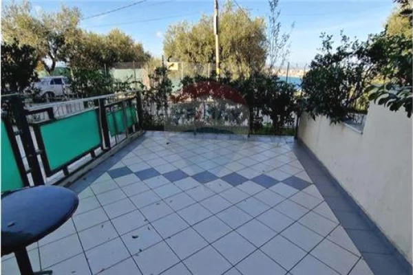 Shtepi ne shitje Apartament ne Vlore, 2+1, Mobilimi E mobiluar, Pagesa 199,000  Euro.