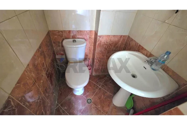 🏢 DYQAN NE SHITJE – TRANSBALLKANIKE, VLORE